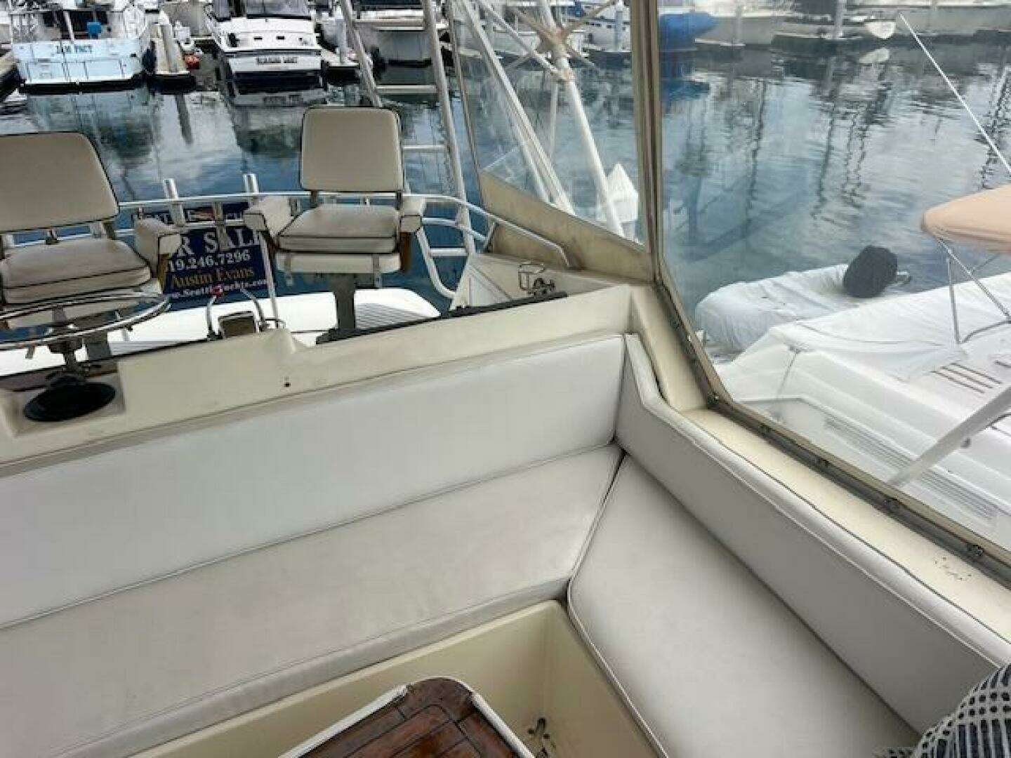 1986 Hatteras SF 52 - Image 23