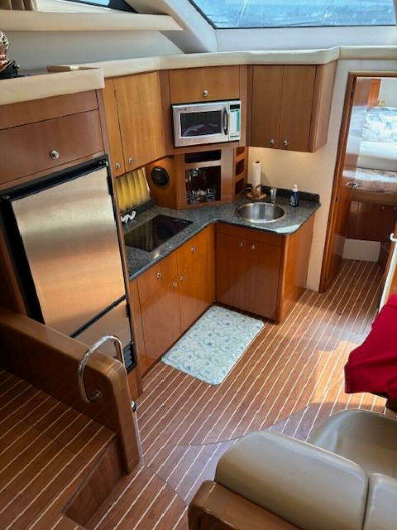 2006 Carver 43 Motor Yacht - Image 57