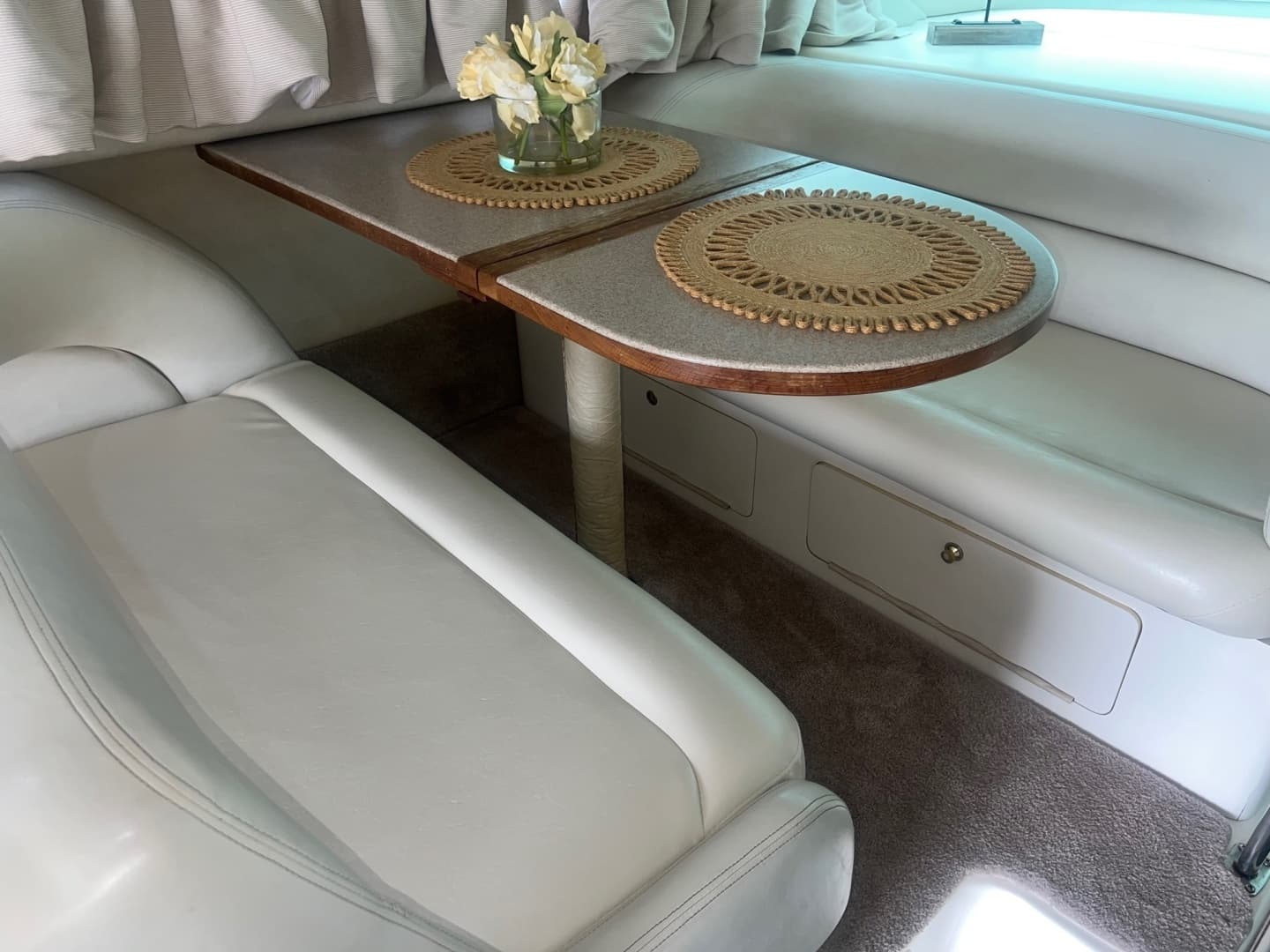 1997 Sea Ray 400 Sedan Bridge - Image 20