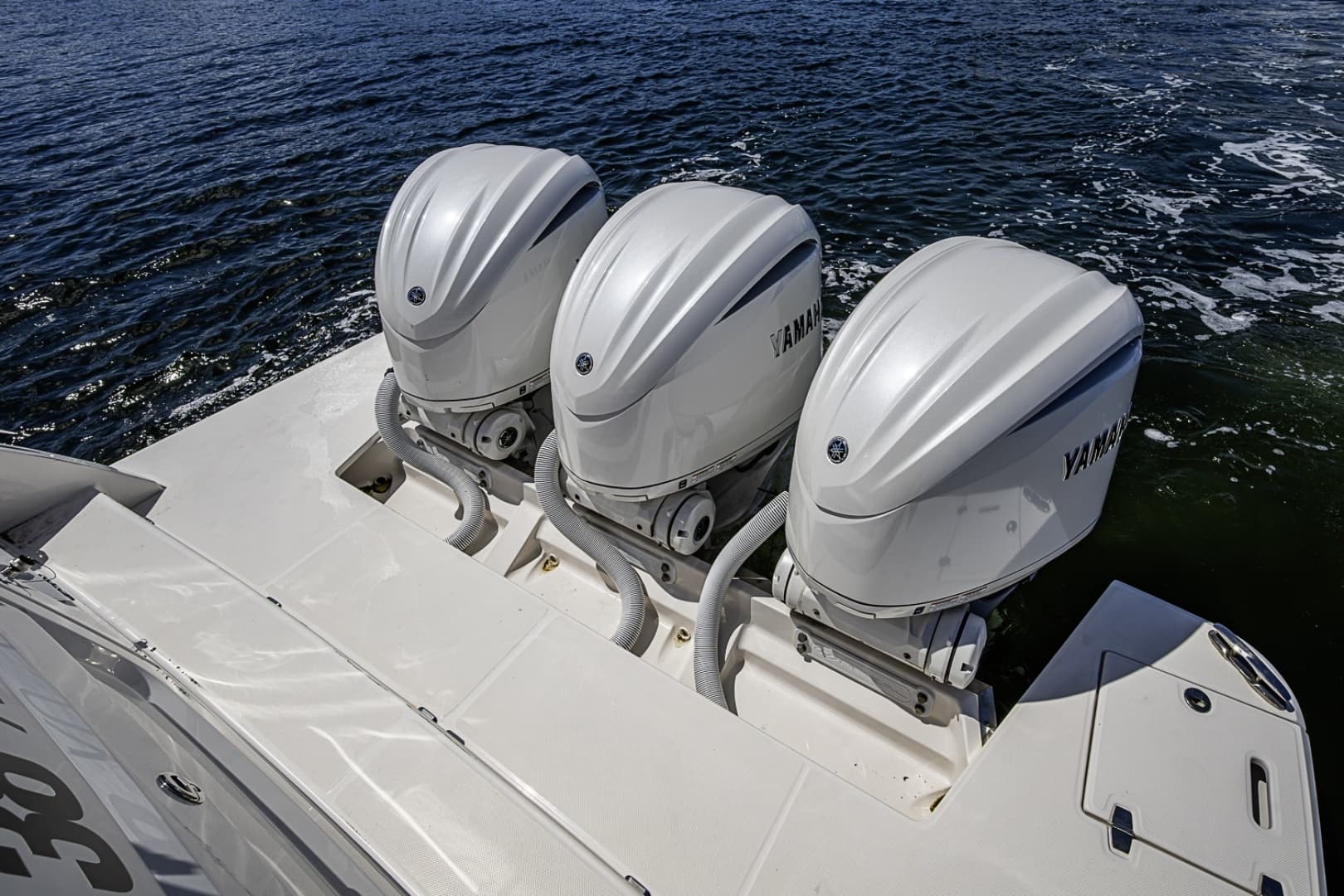 2025 Regal 38 XO - Image 11
