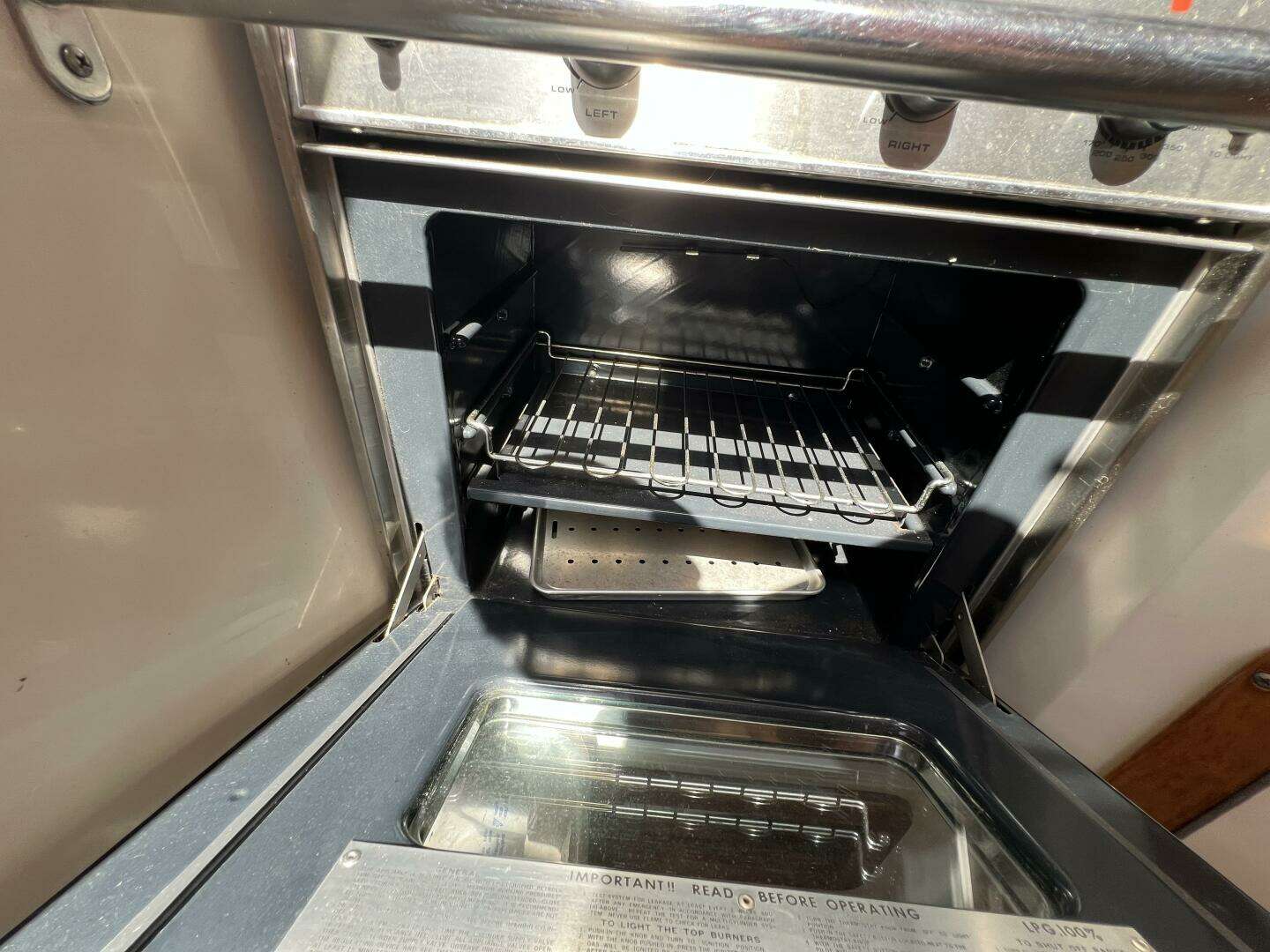 1994 Catalina 320 - Image 78