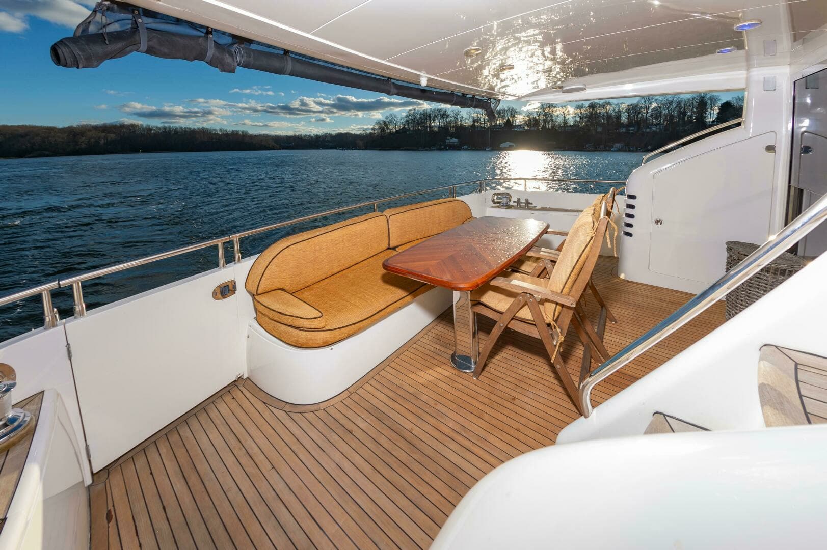 2006 Princess 75 - Image 11