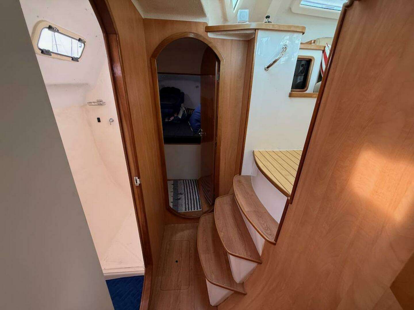 2006 Island Spirit 401 - Image 45