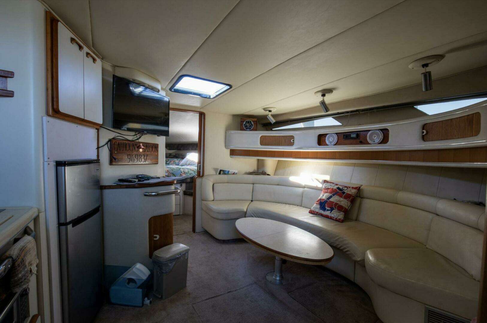 1990 Sea Ray 420 Sundancer - Image 20