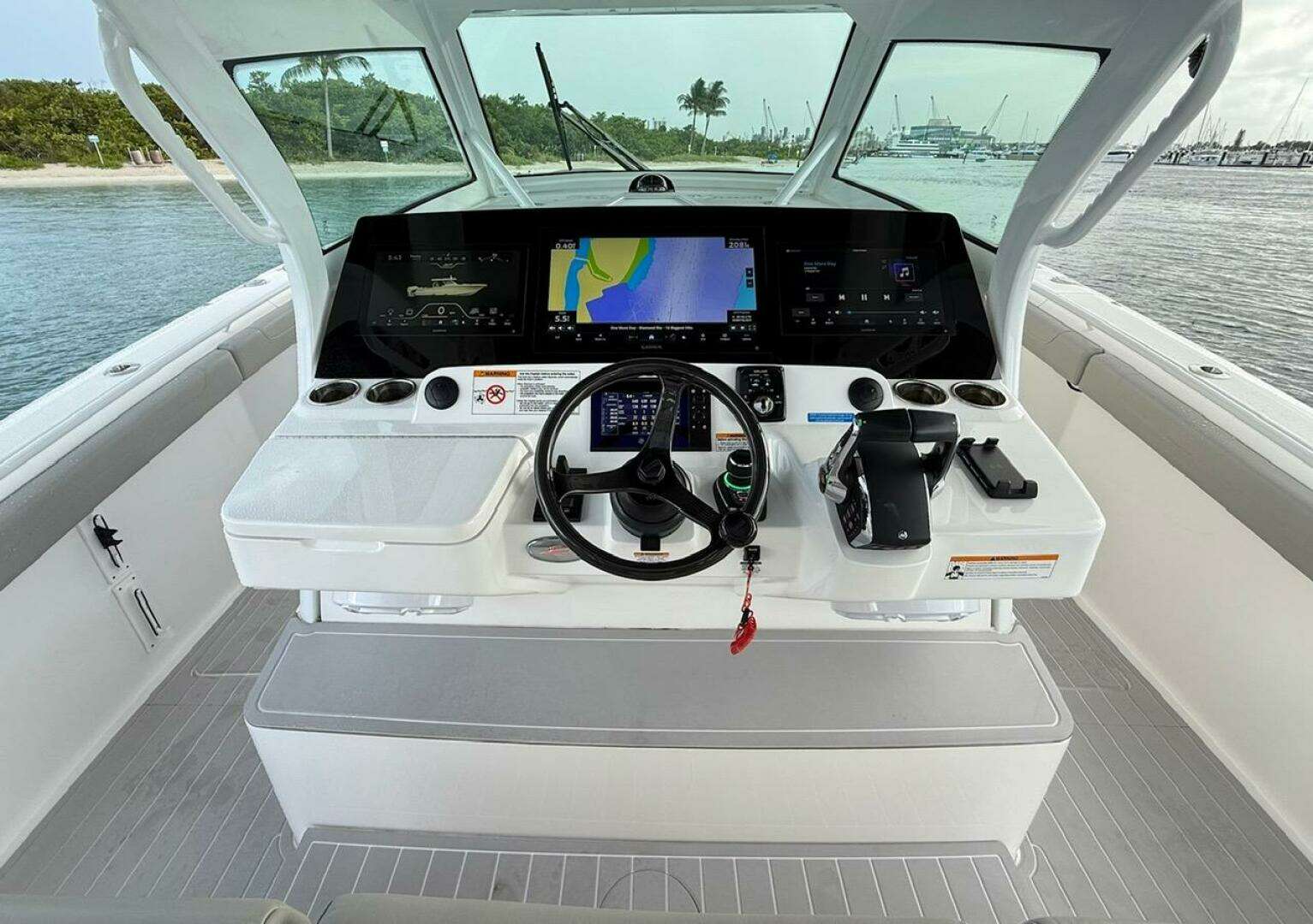 2006 Carver 43 Motor Yacht - Image 120
