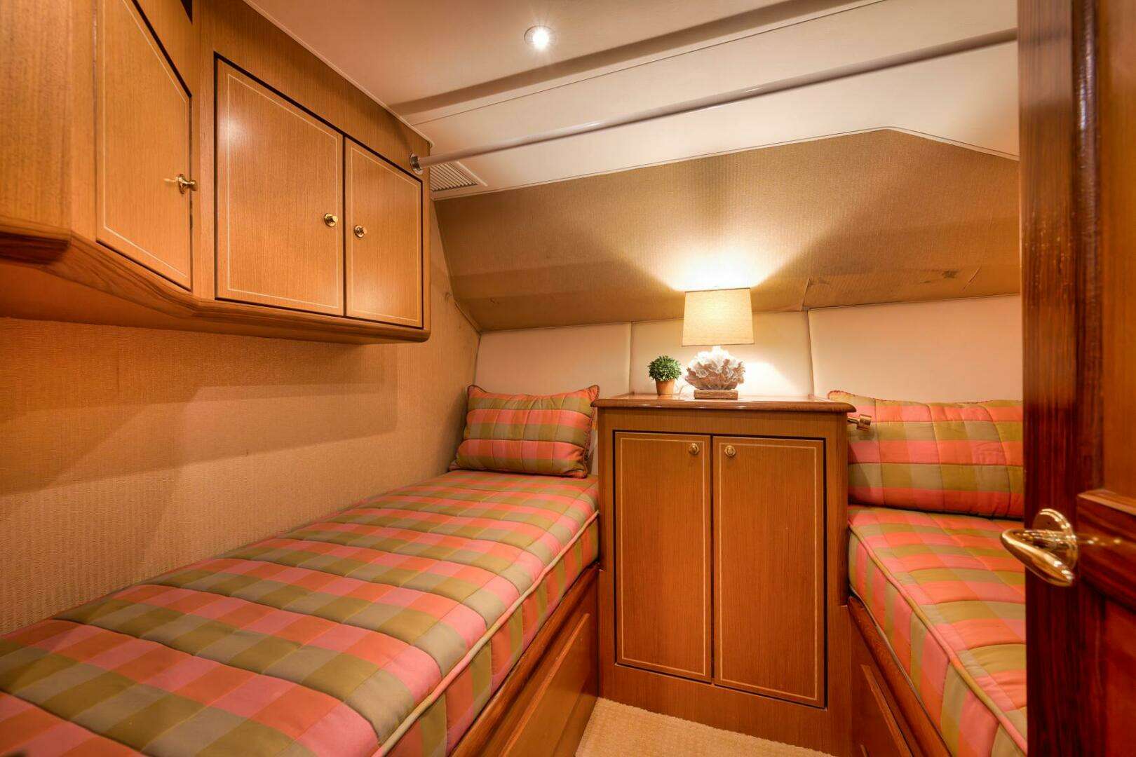 2004 Ocean Yachts 57 Enclosed Bridge Convertible - Image 16