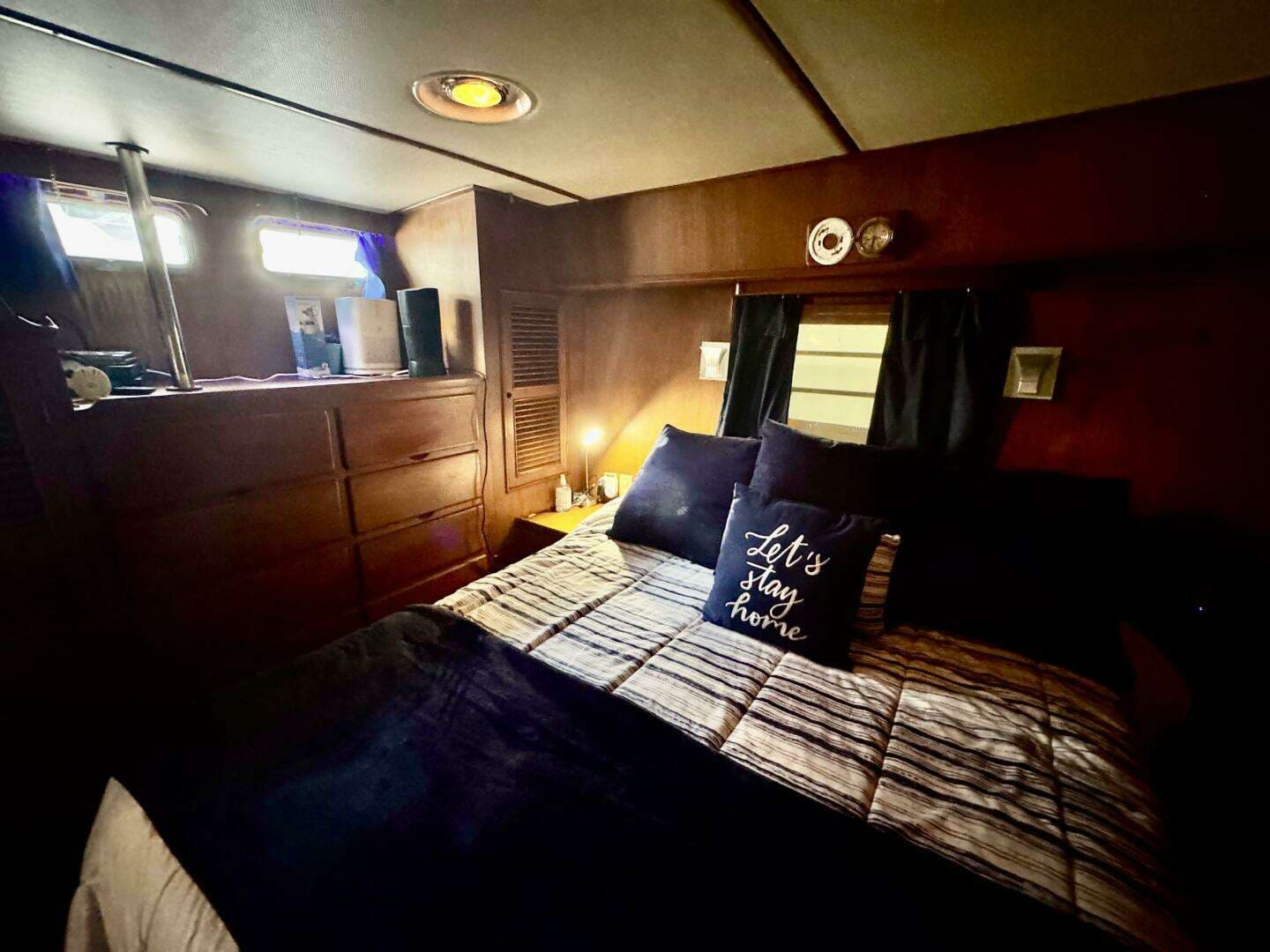 1986 Marine Trader 47 Tradewinds - Image 38