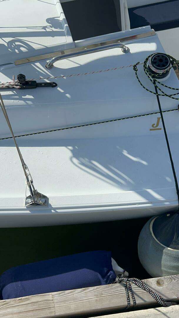 2025 J Boats J7 - Image 20