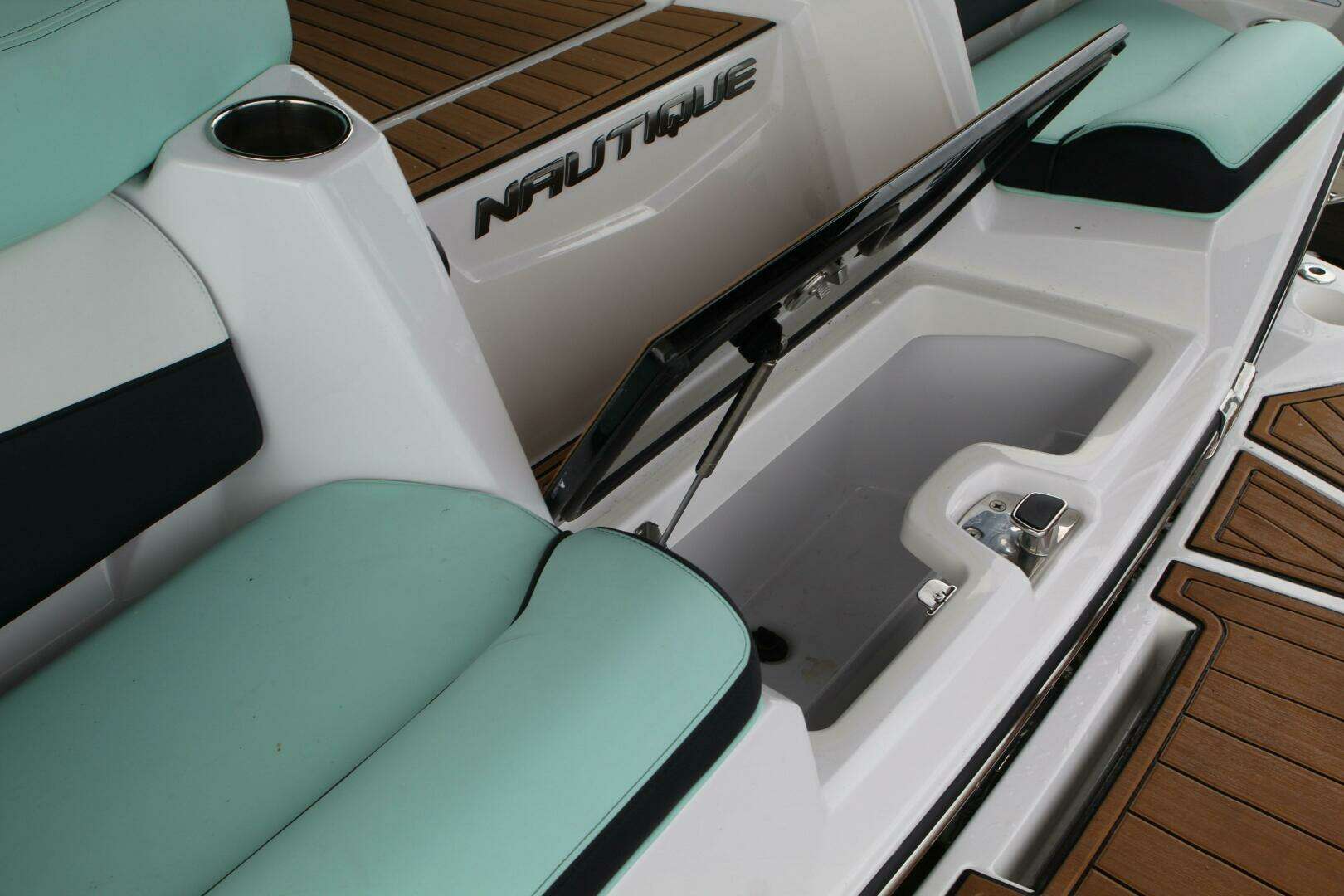 2024 Nautique Super Air G23 - Image 38