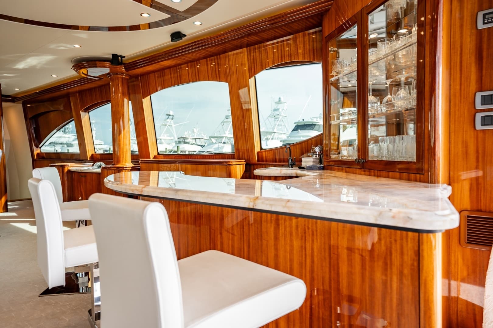 2012 Hatteras — - Image 24