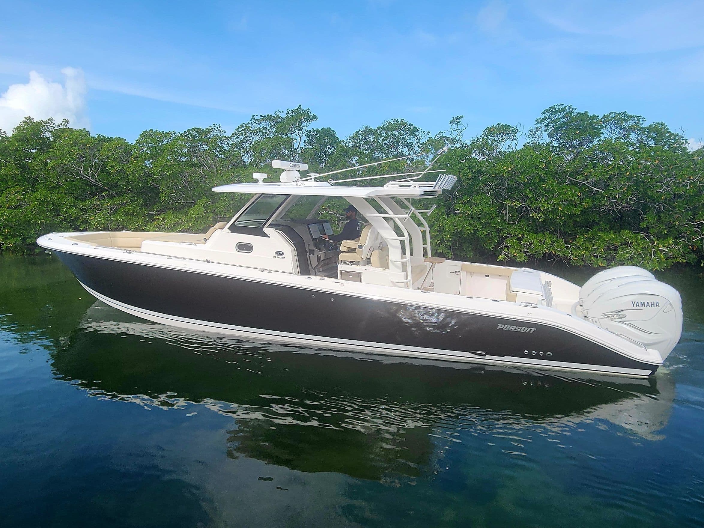 2019 PURSUIT 408 S - Image 12