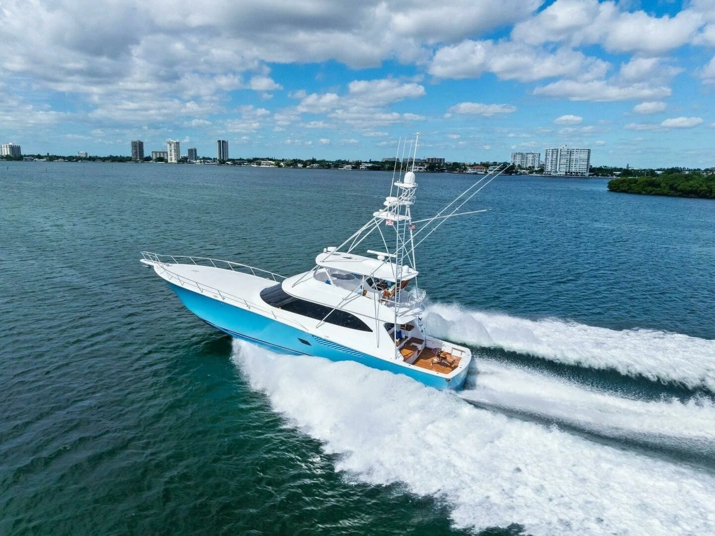 2012 Viking 82 Convertible - Image 109
