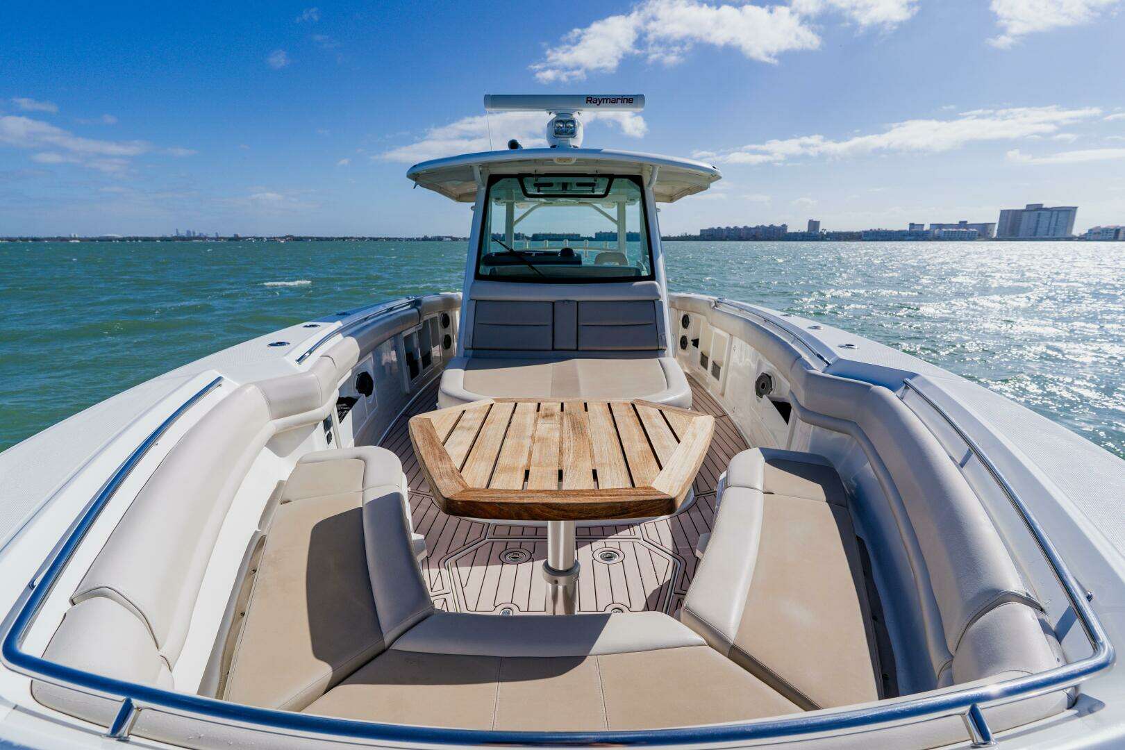 2019 Boston Whaler 380 Outrage - Image 13