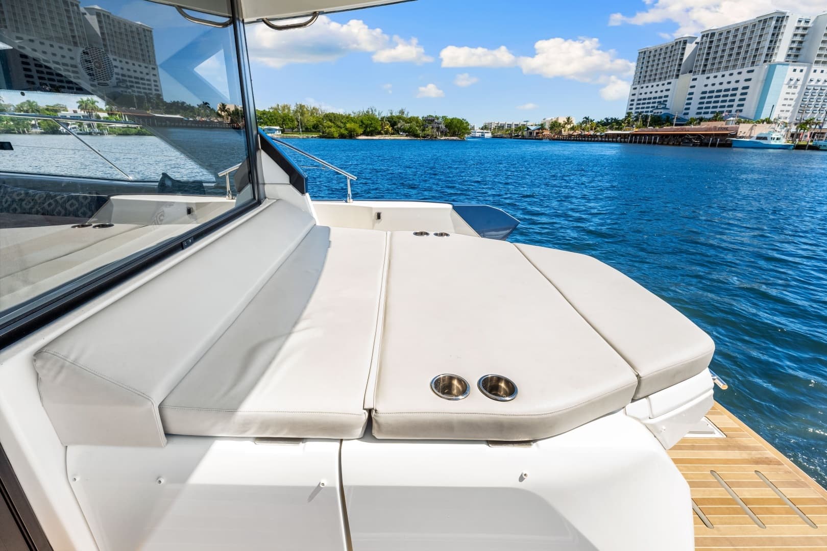 2024 Beneteau Gran Turismo 45 - Image 34
