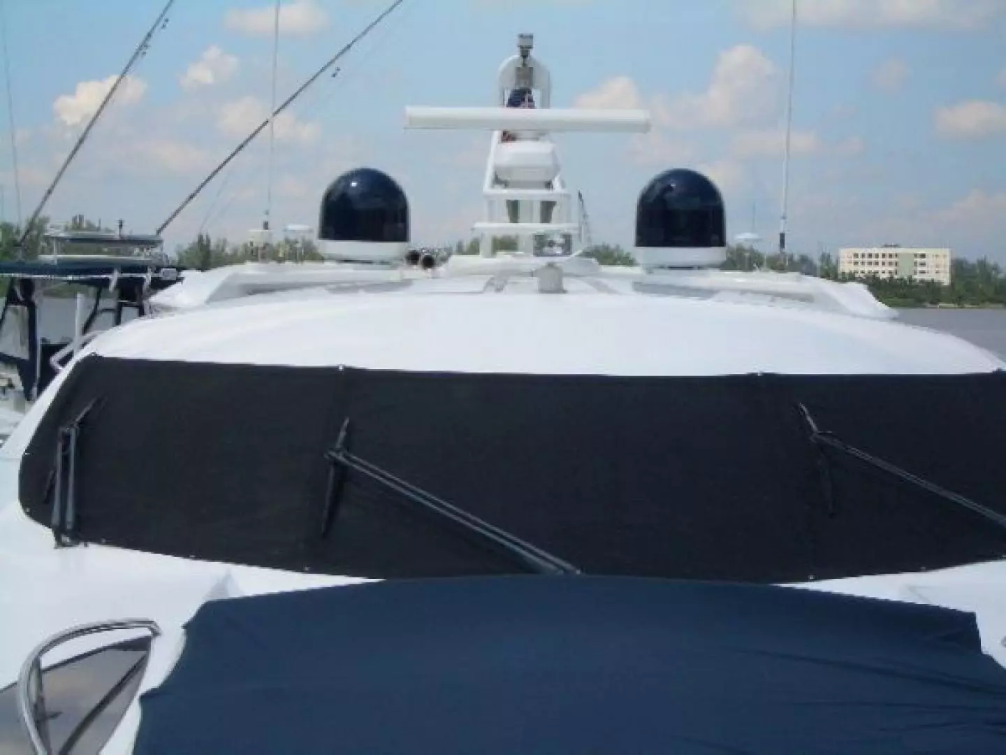 1999 Sunseeker Predator - Image 9