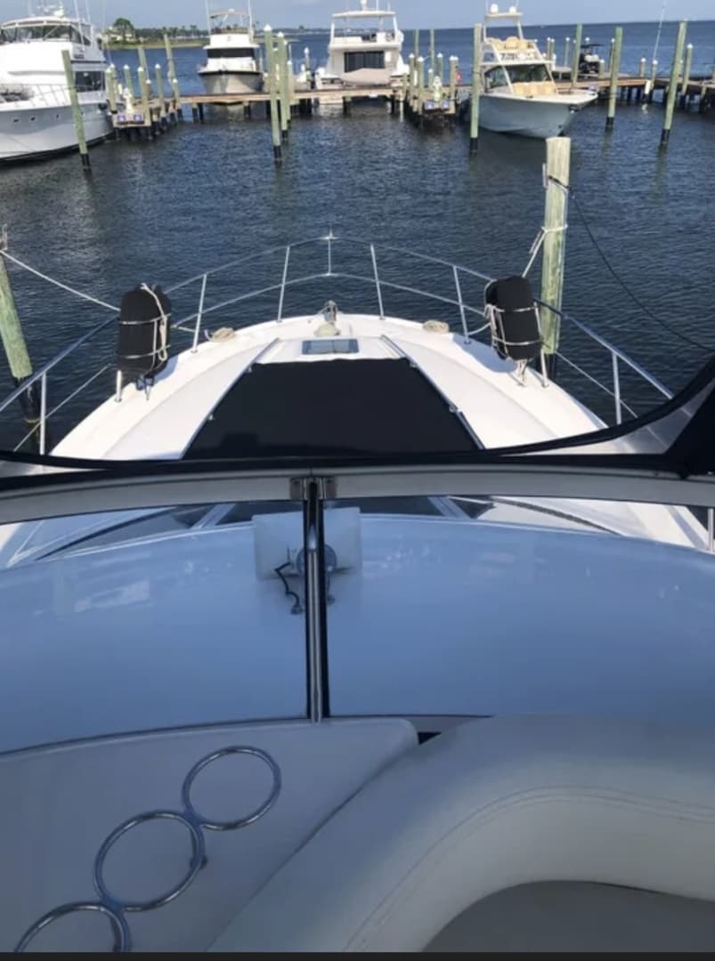 2002 Sea Ray 480 Sedan Bridge - Image 4