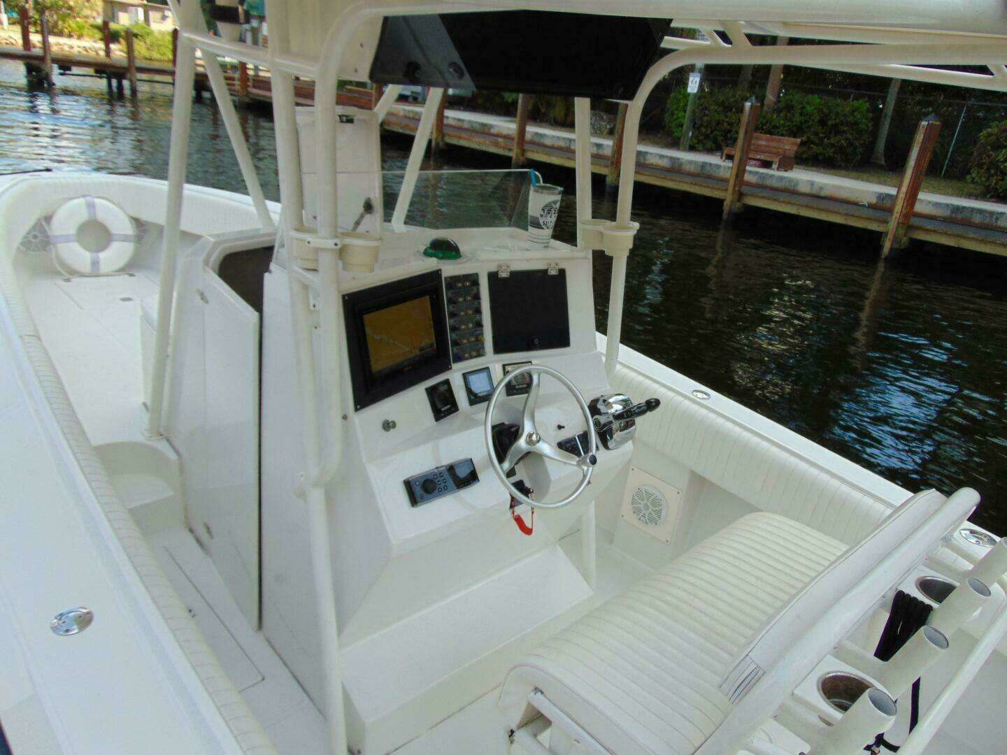 2002 Jupiter 27 Open - Image 24