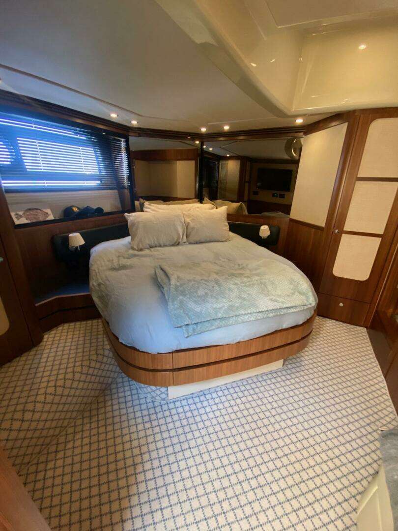 2014 Azimut Magellano 50 - Image 31
