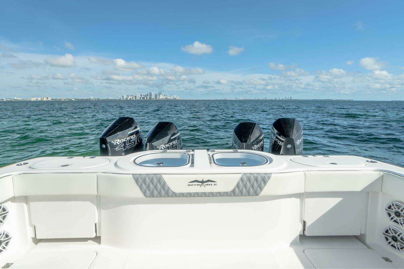 2026 Invincible 46 Pilothouse - Image 15