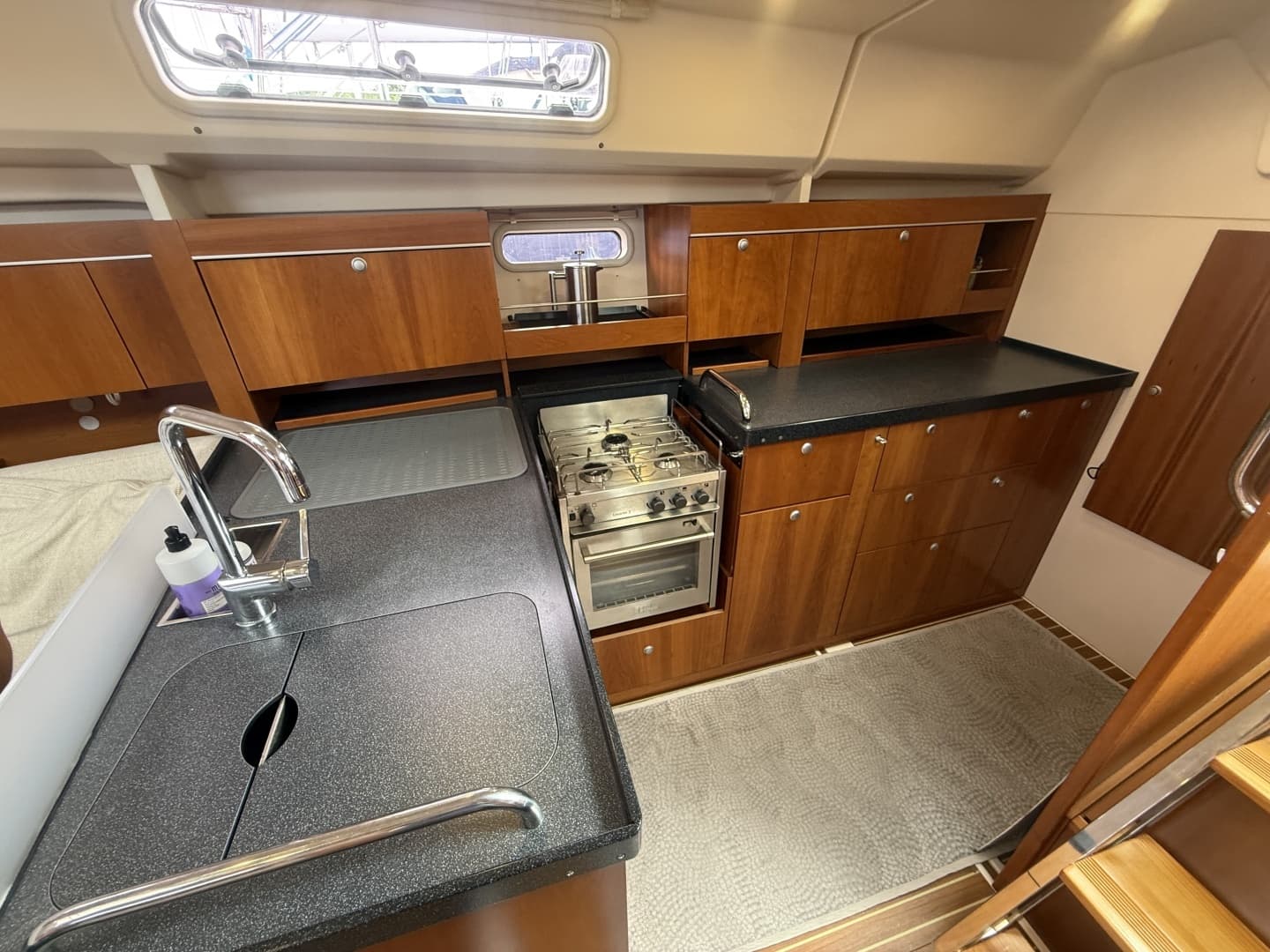 2013 Hanse 415 - Image 16