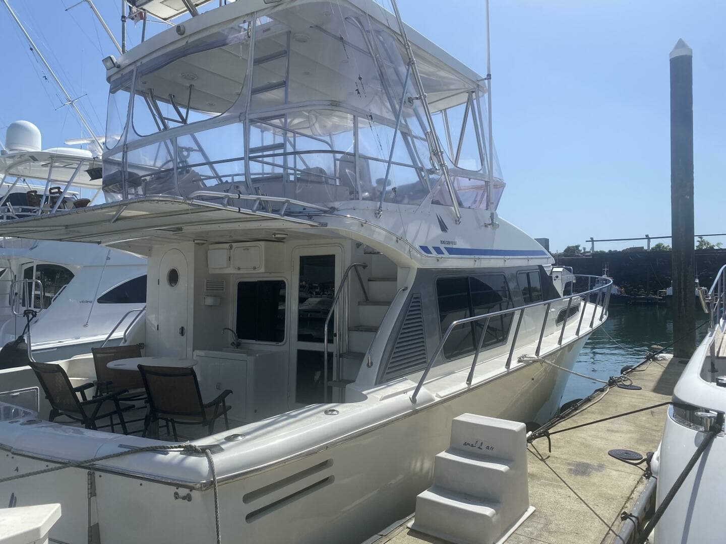 2004 Mikelson 43 Sportfisher - Image 4