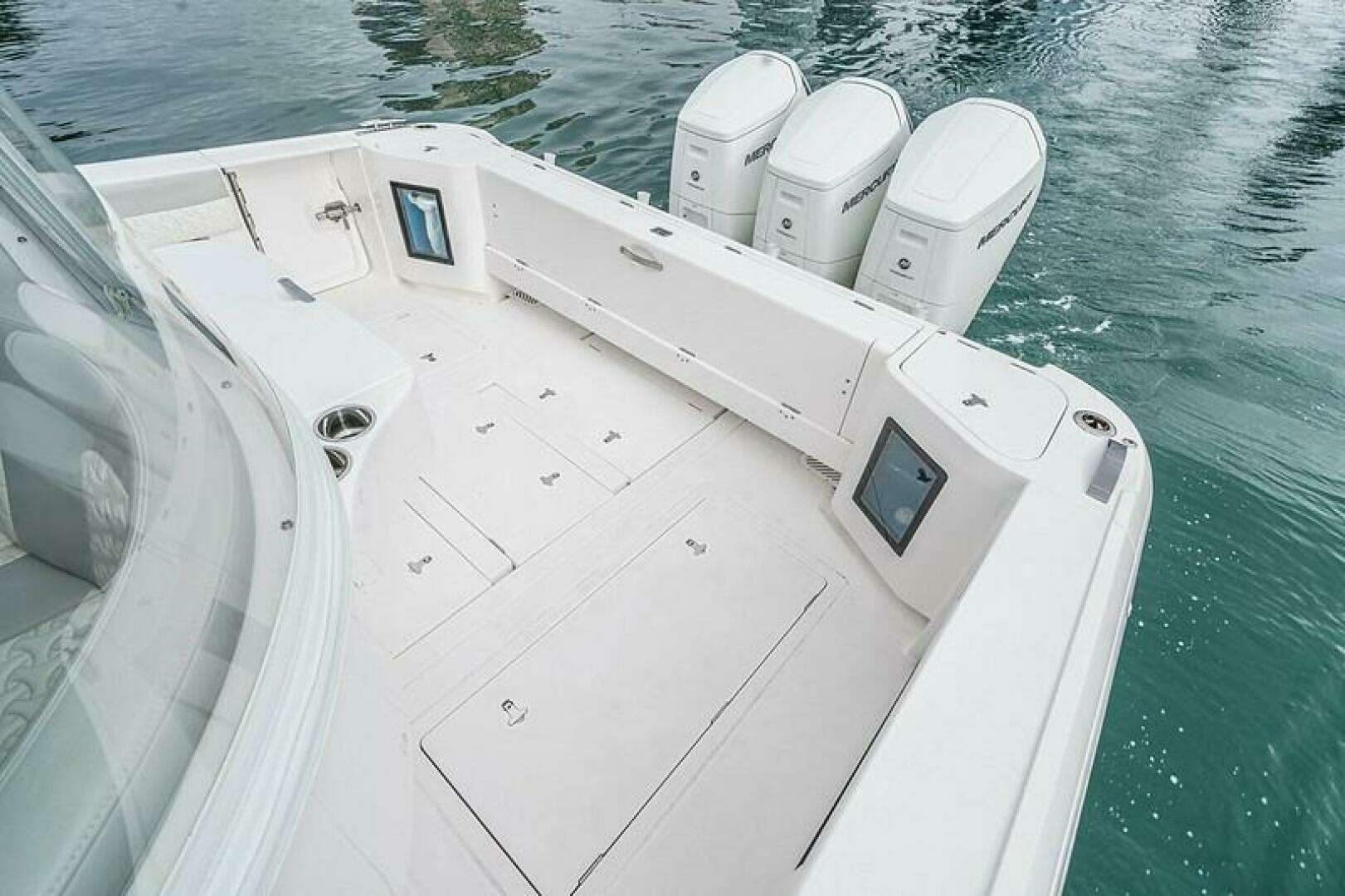2022 Intrepid 477 Evolution - Image 14