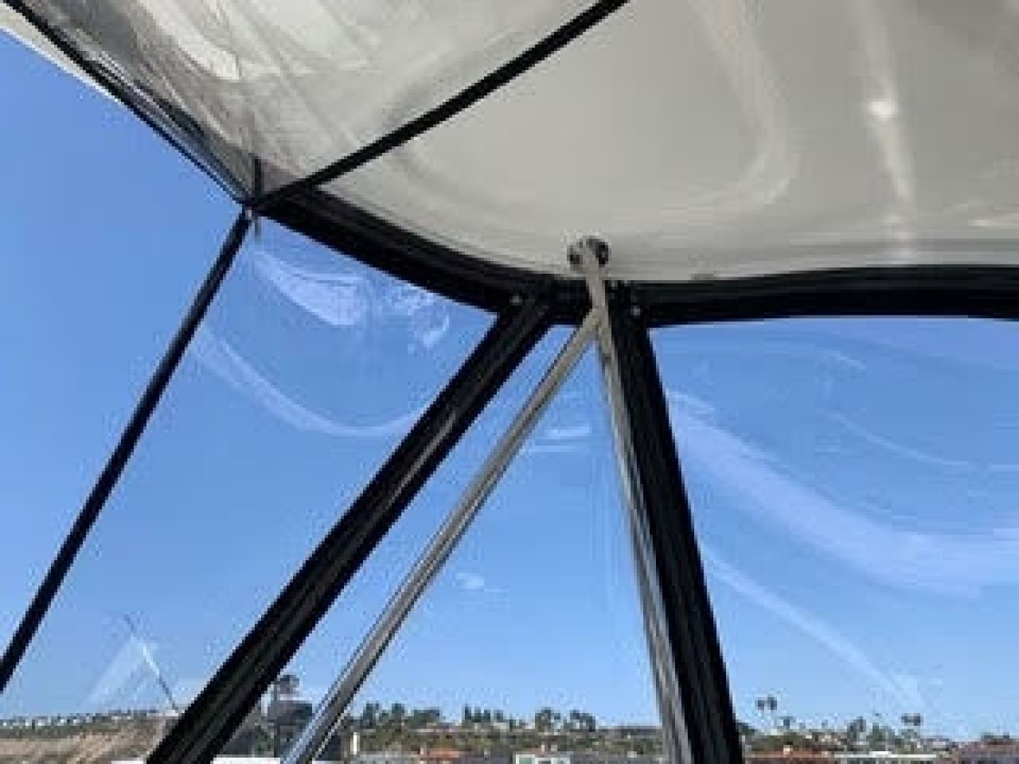 2007 Sea Ray 36 Sedan Bridge - Image 3