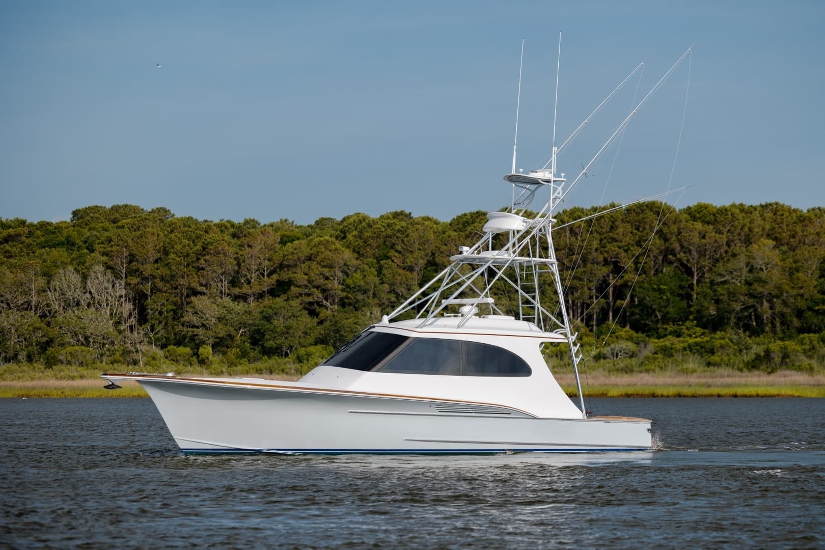 2015 Jarrett Bay Hardtop Express - Image 13