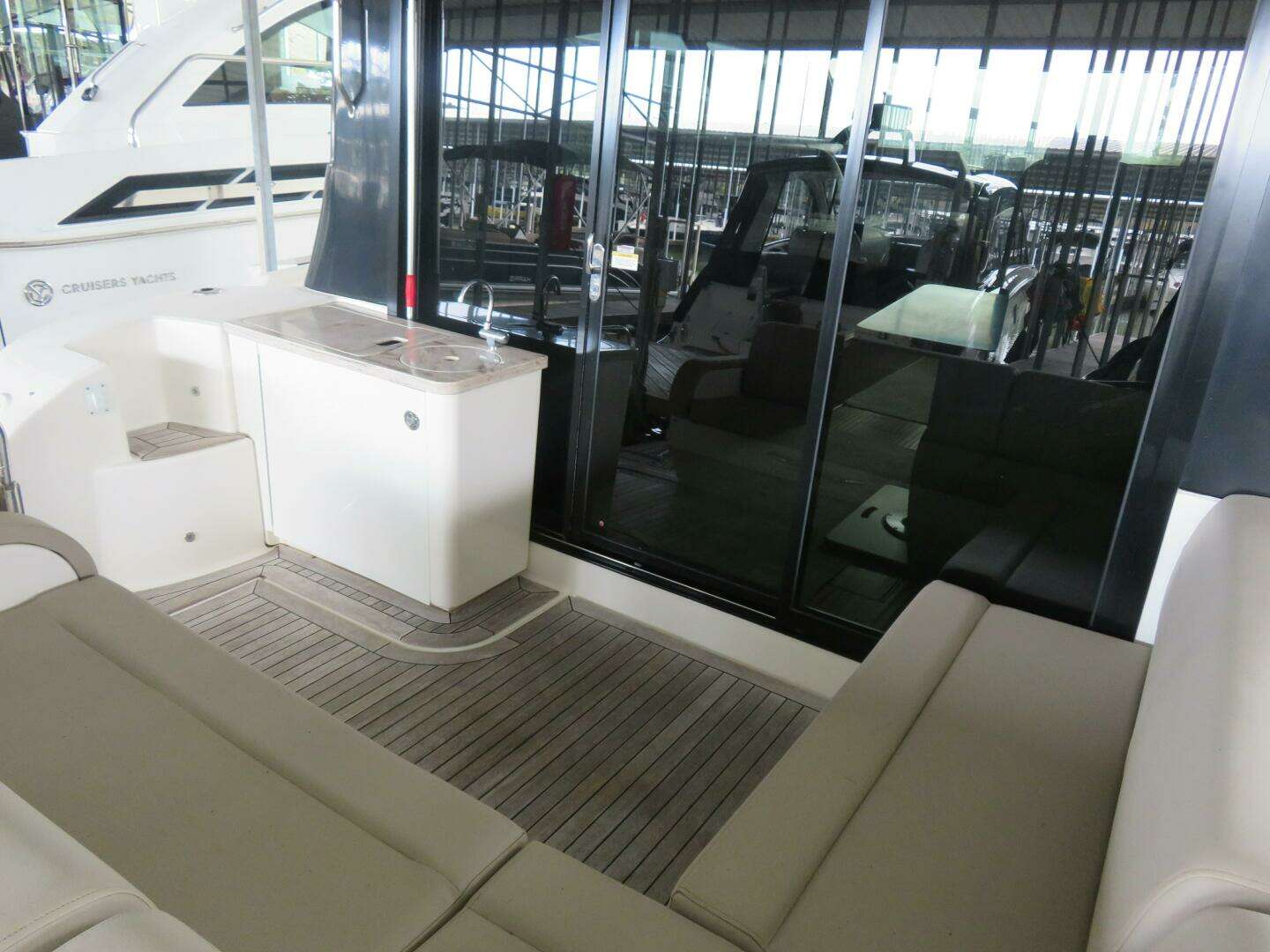 2015 Sea Ray — - Image 7