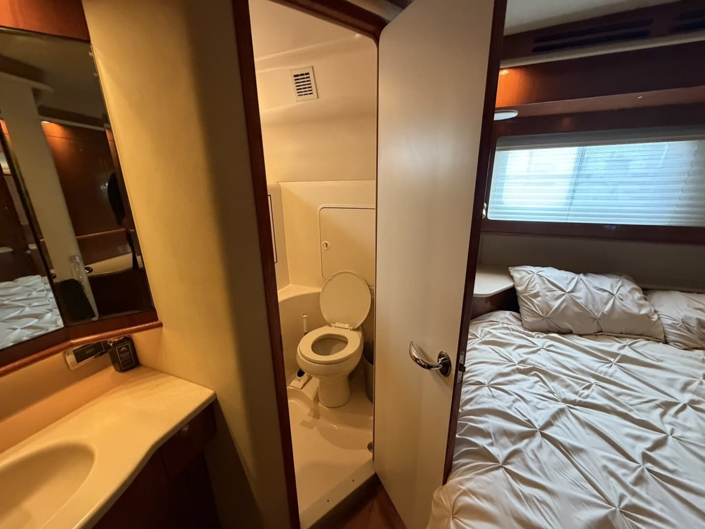 2002 Sea Ray 480 - Image 92
