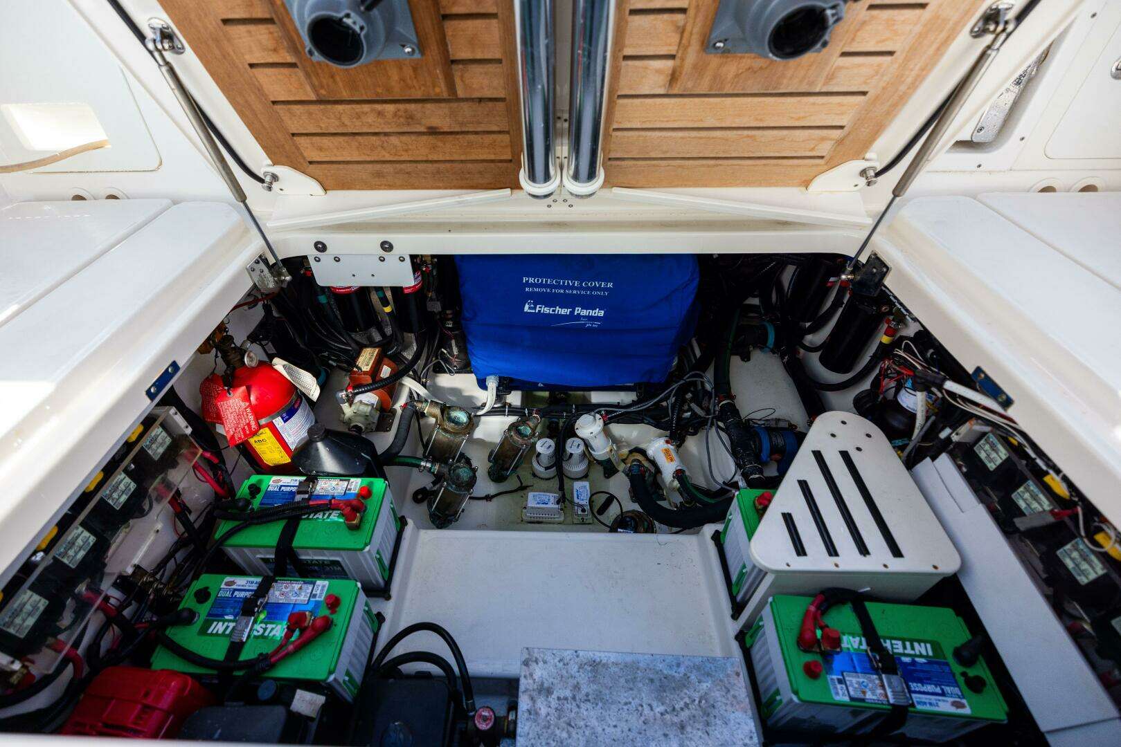 2021 Boston Whaler 420 Outrage - Image 84