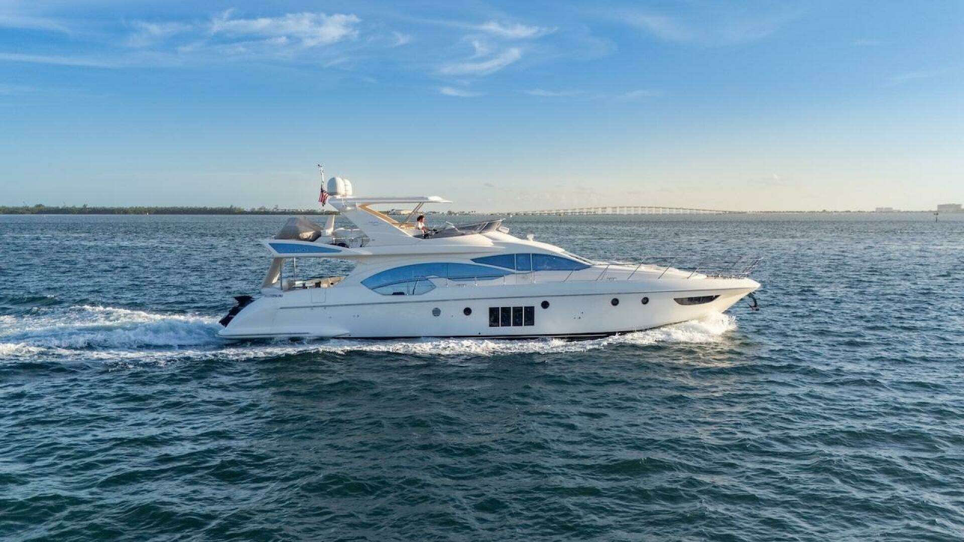 2012 Azimut Evolution - Image 9