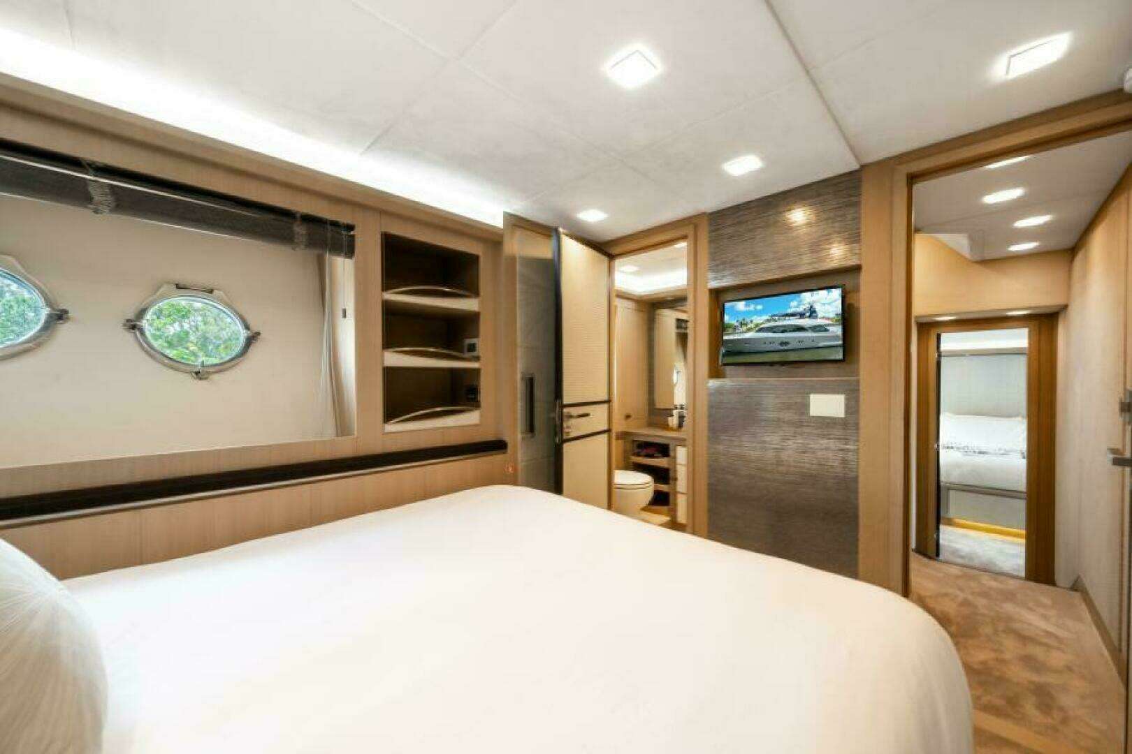 2015 Monte Carlo Yachts MCY86 - Image 62