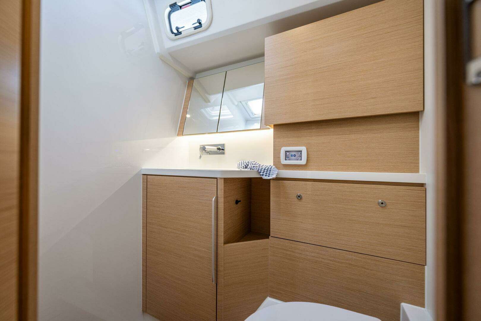 2025 Hanse 460 - Image 29