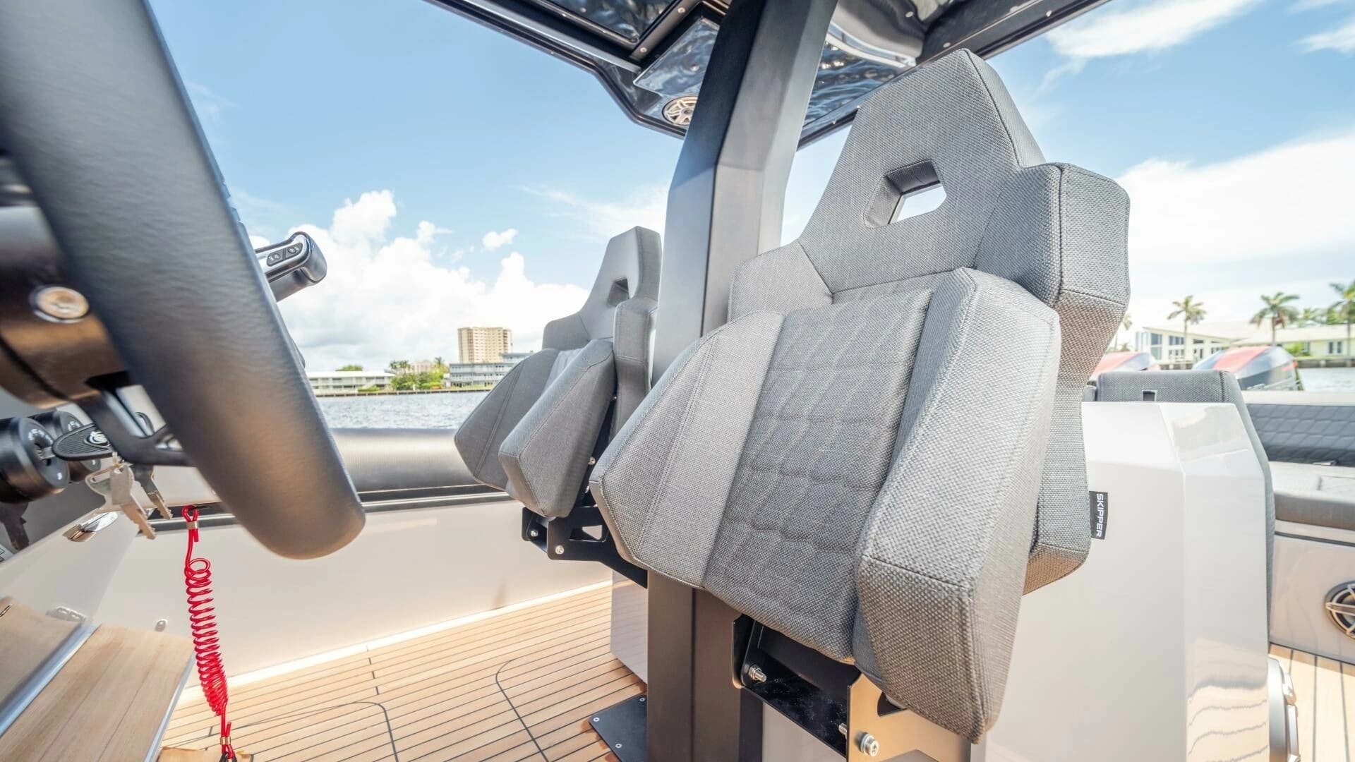 2025 Skipper 38 NC - Image 11