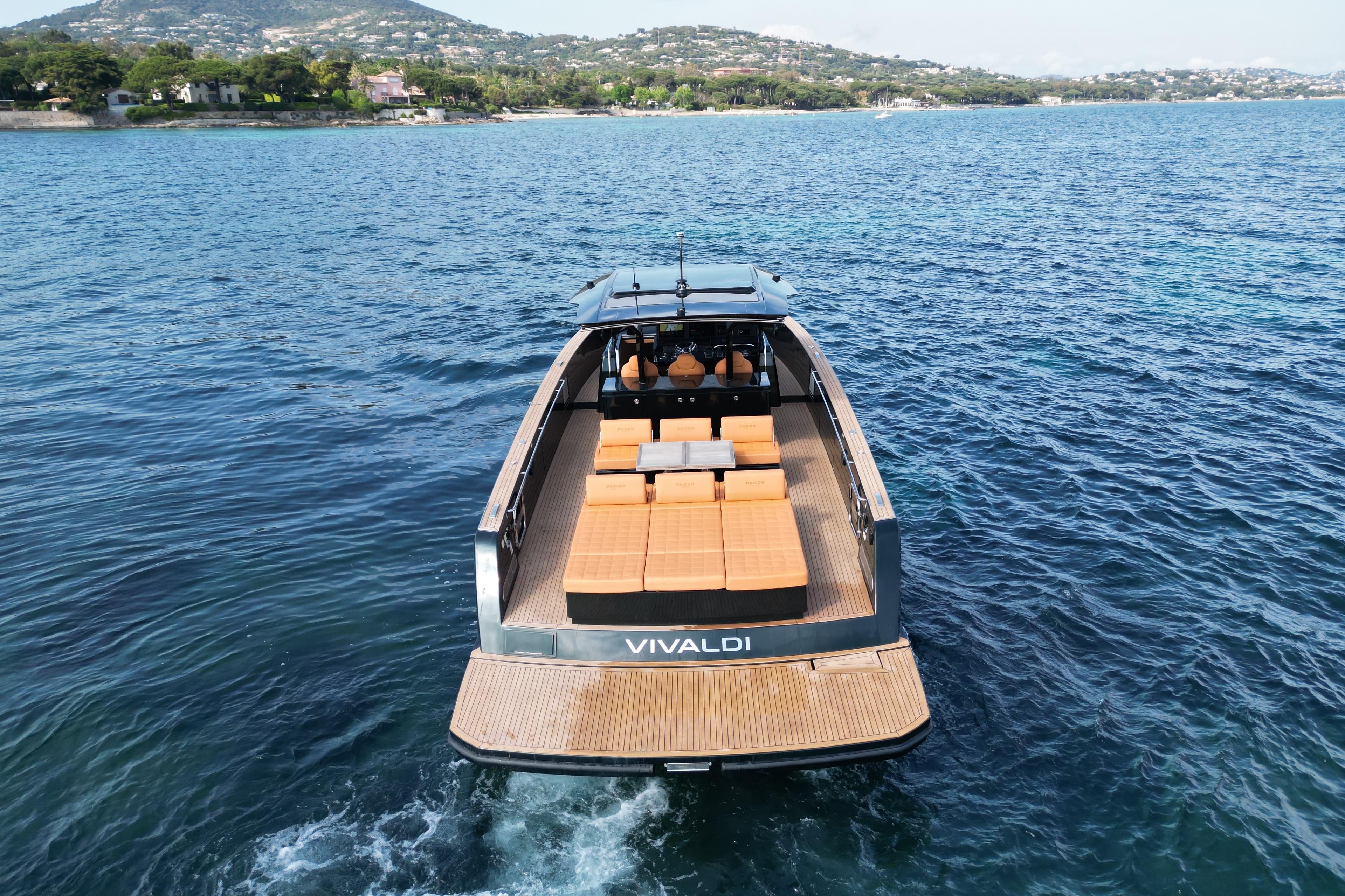 2022 Pardo Yachts 43 cruising on serene blue waters, showcasing luxury and elegance.