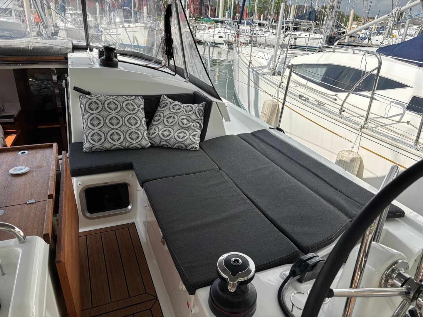 2021 Jeanneau Sun Odyssey 440 - Image 24