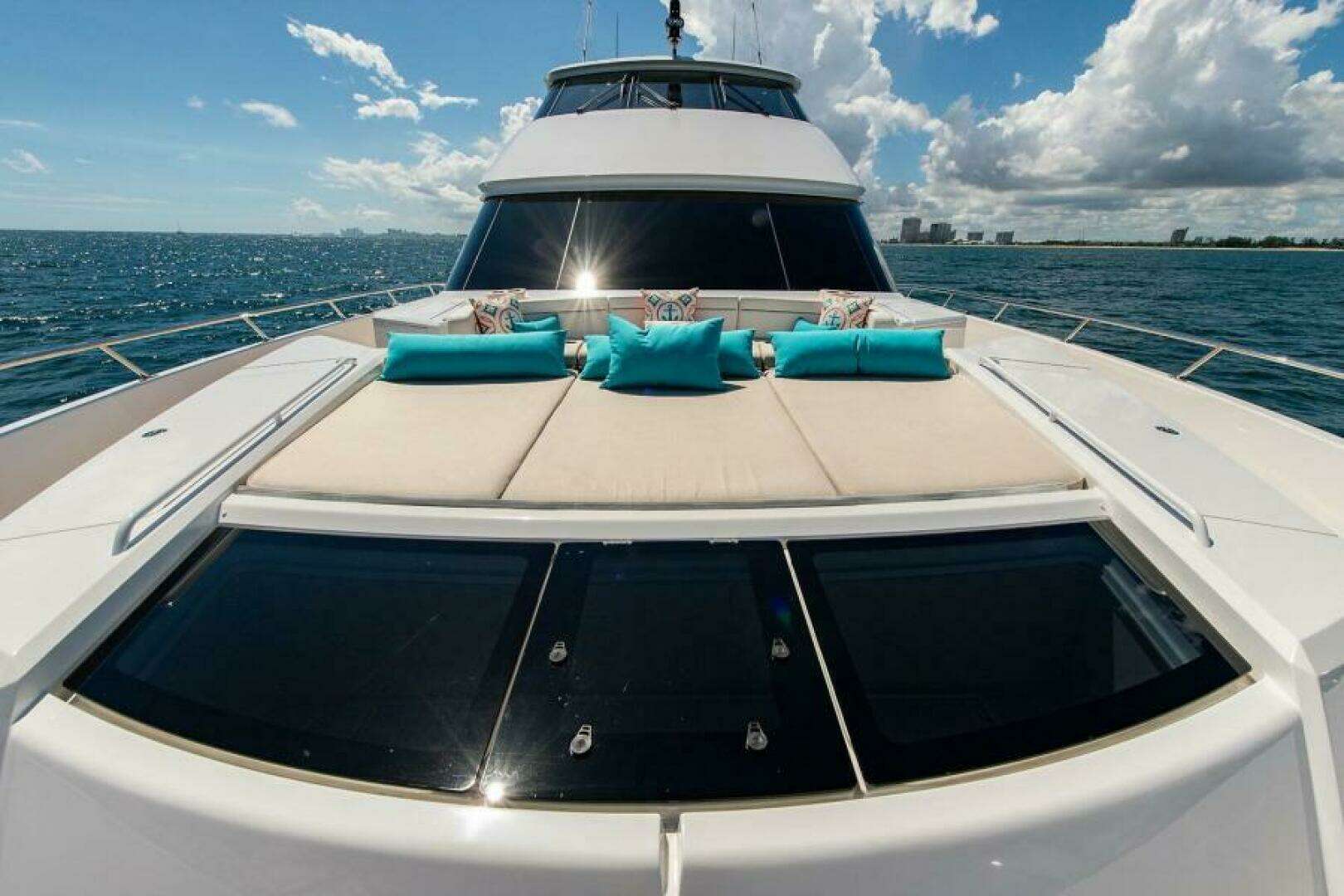 2018 Viking Enclosed Flybridge - Image 62