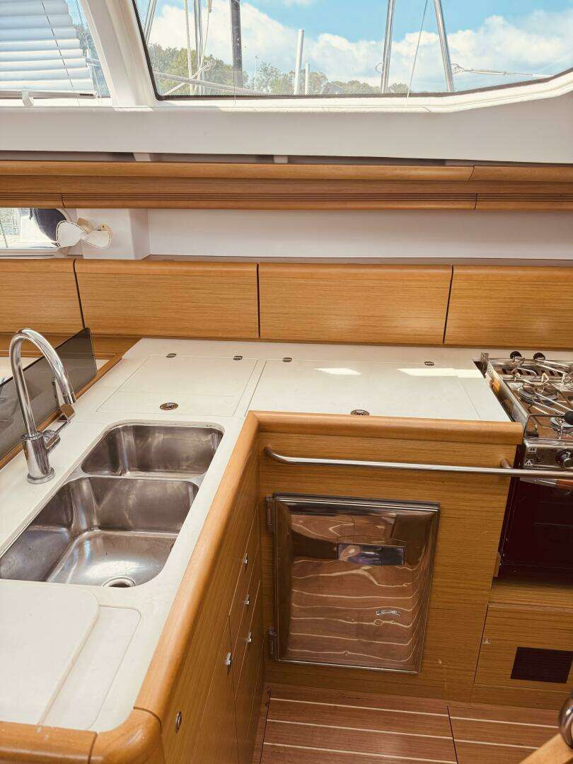 2008 Jeanneau Sun Odyssey 45 DS - Image 11