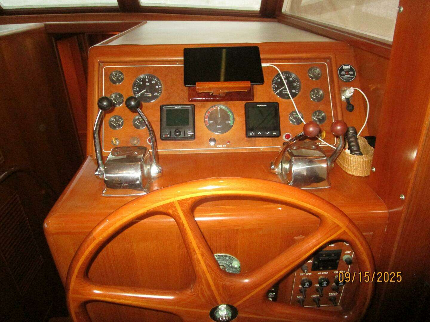 2000 Ocean Alexander 450 Classico - Image 49