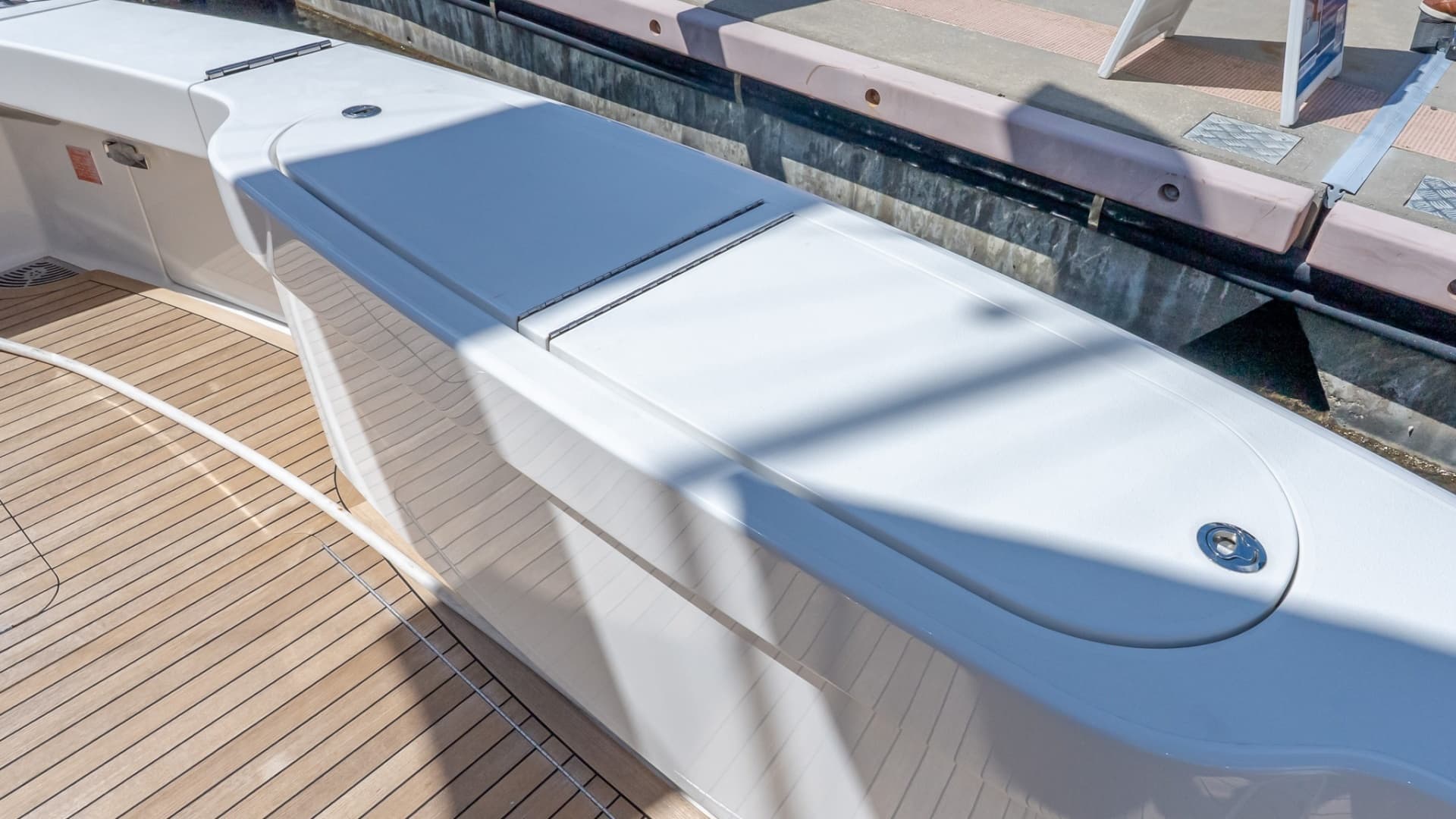 2017 Viking 62 Enclosed Bridge - Image 8