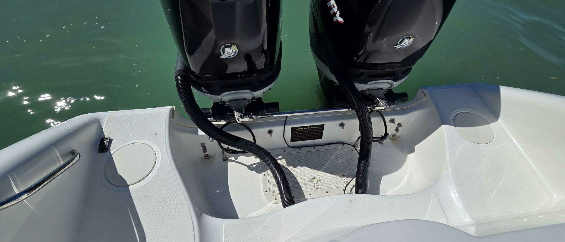 2006 Boston Whaler 270 Outrage - Image 30