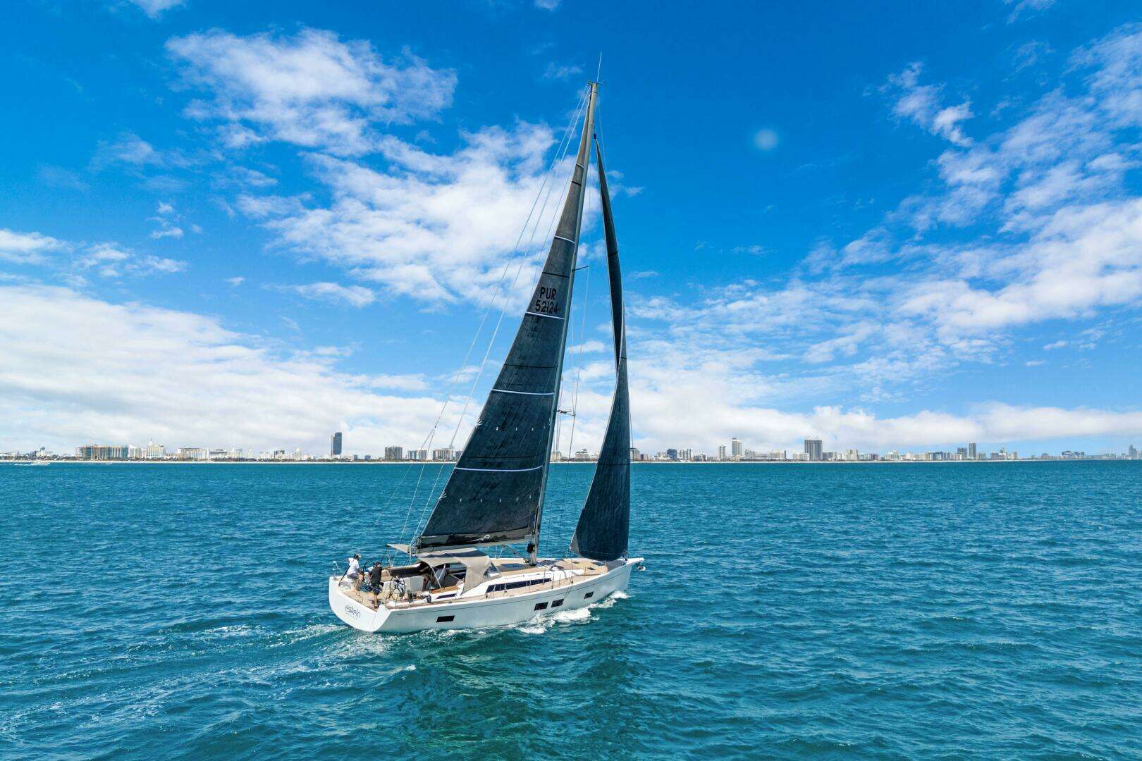 2017 Grand Soleil 52 LC - Image 5