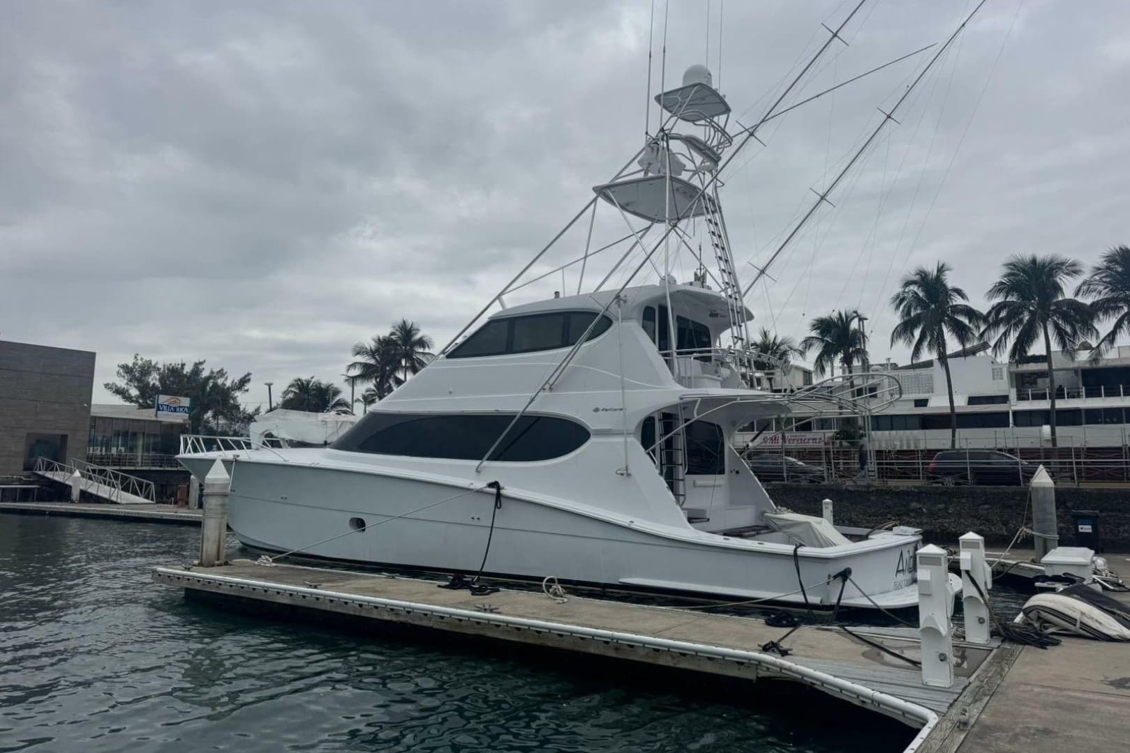 2007 Hatteras — - Image 3