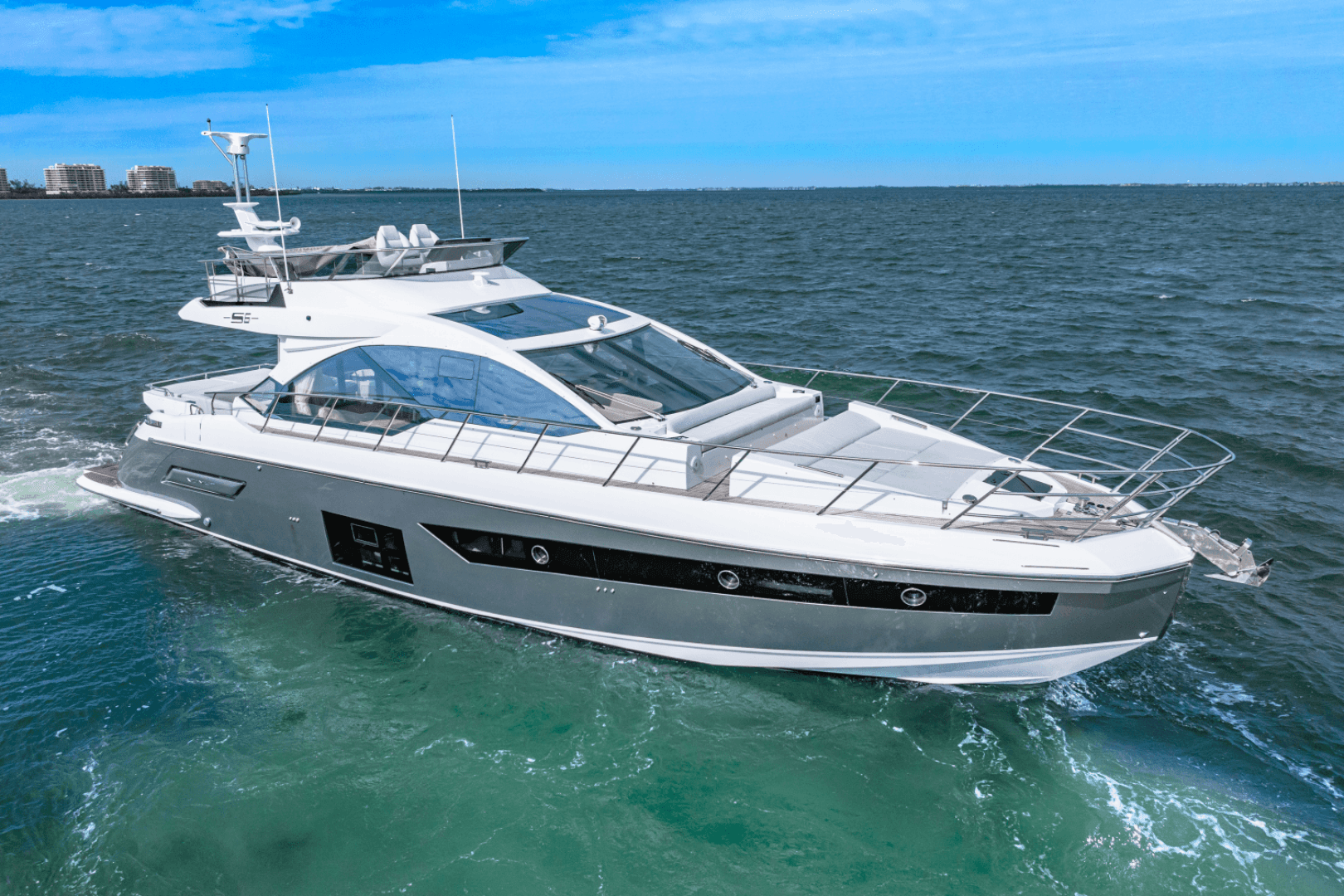 2025 Azimut S6 - Image 23