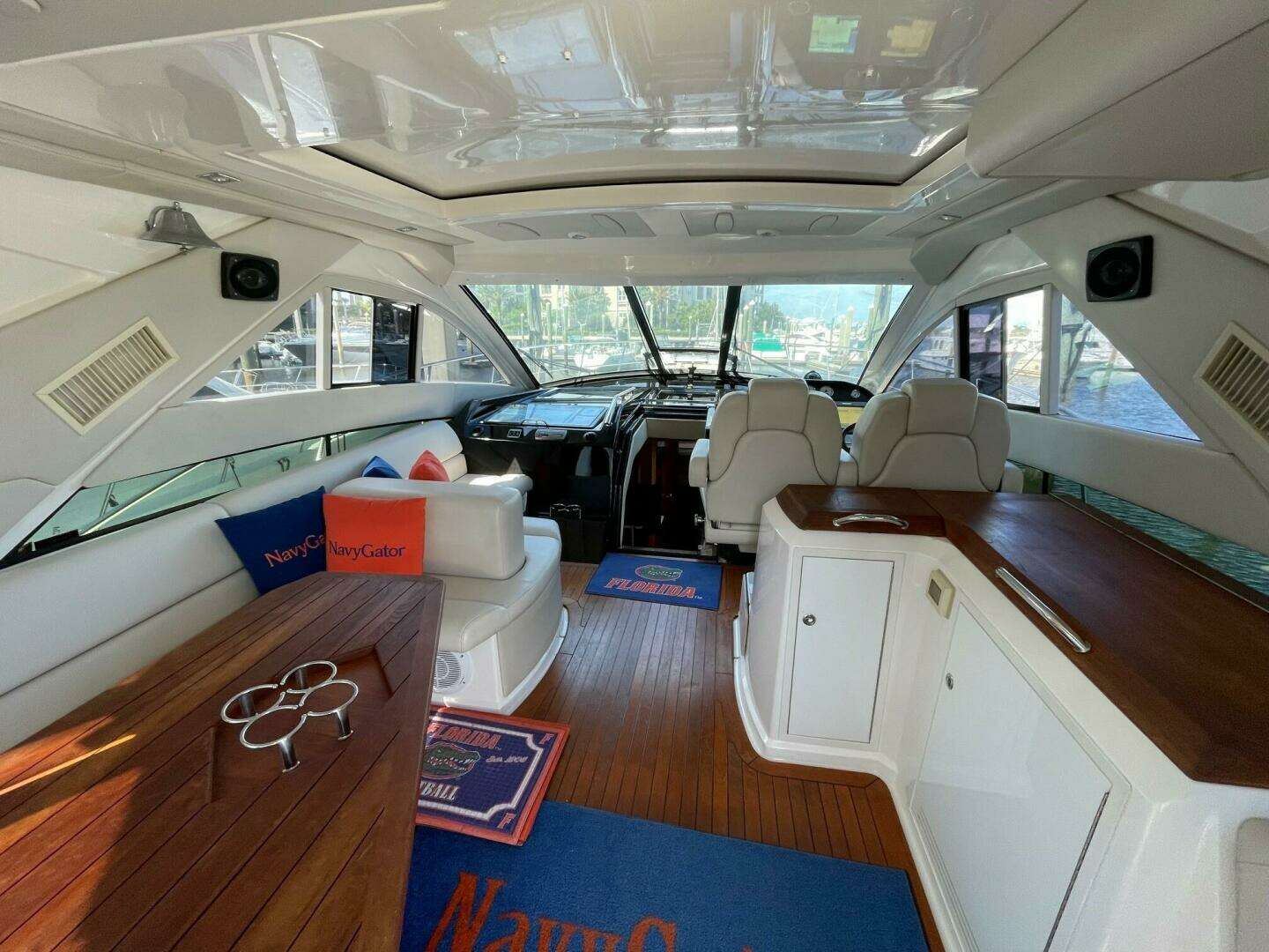 2009 Regal 5260 Sport Coupe - Image 6