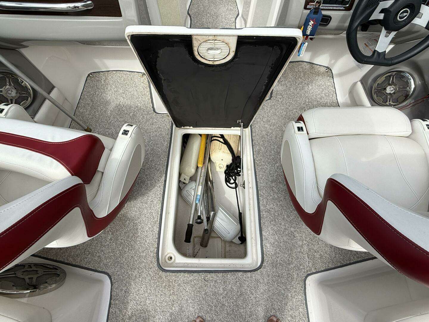 2013 Chaparral 226 SSI - Image 41