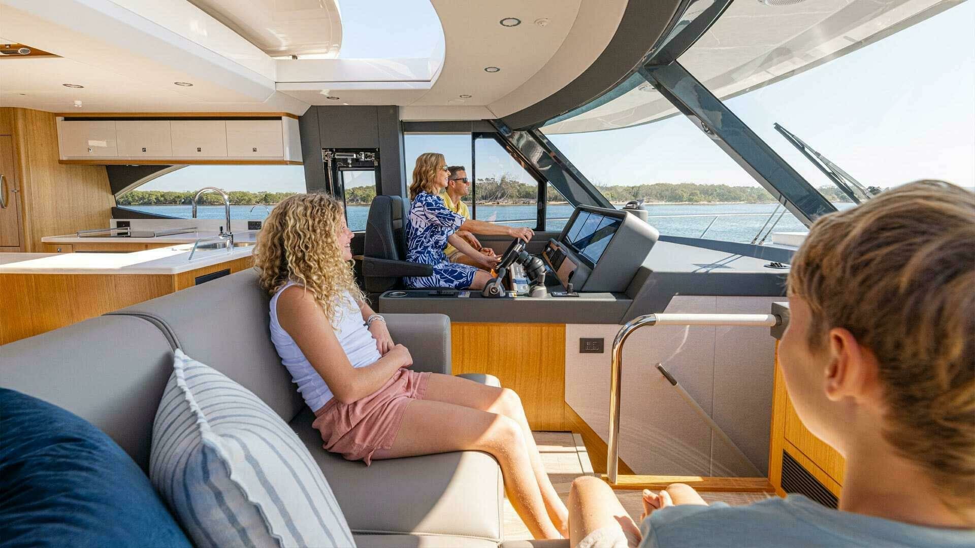 2026 Riviera 585 SUV - Image 20