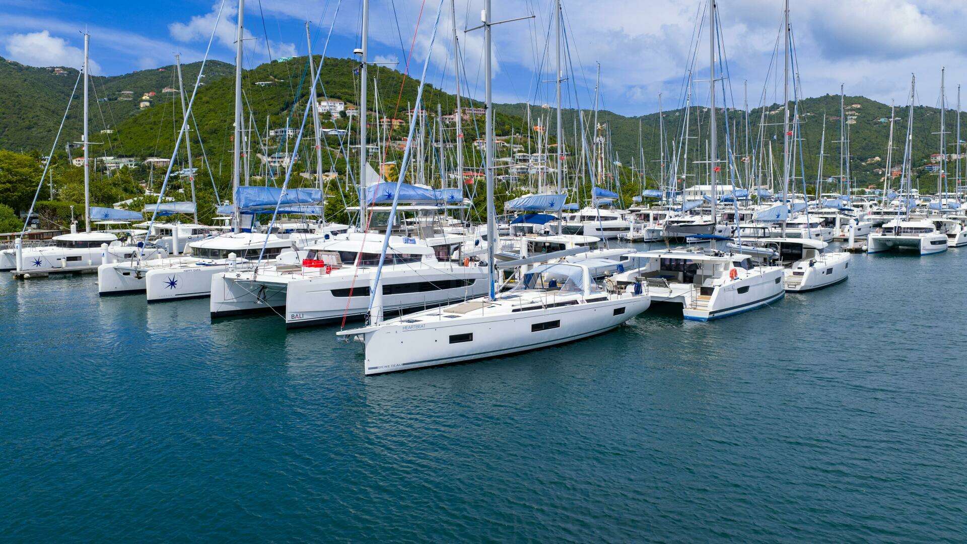 2024 Beneteau Oceanis Yacht 54 - Image 3