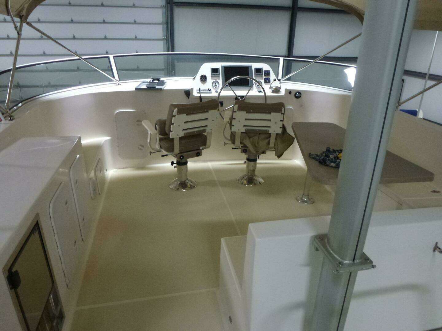 2009 Maine Cat P-47 - Image 11